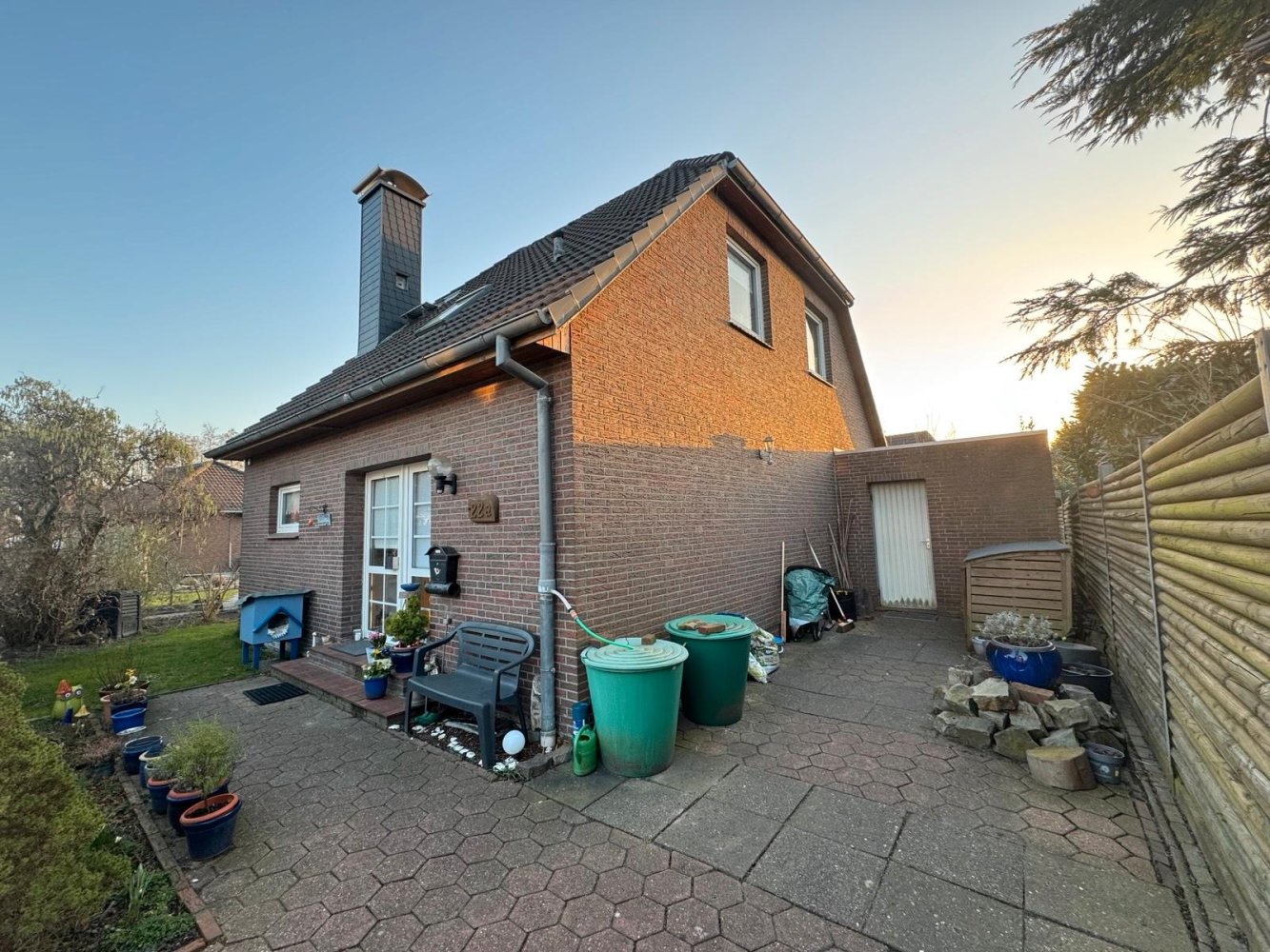 Casa de 3 dormitorios en Wilhelmshaven, Germany No. 218876