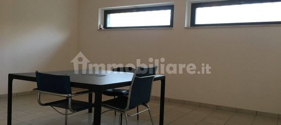 Коммерческая недвижимость с 4 комнатами в Дженцано ди Рома, Италия № 78356 8