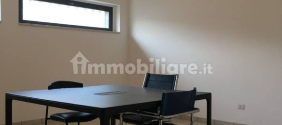 Коммерческая недвижимость с 4 комнатами в Дженцано ди Рома, Италия № 78356 7