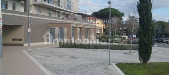 Коммерческая недвижимость с 4 комнатами в Дженцано ди Рома, Италия № 78356 17