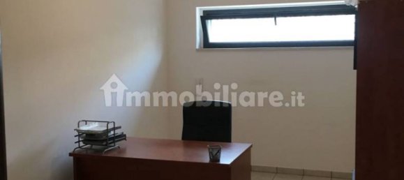 Коммерческая недвижимость с 4 комнатами в Дженцано ди Рома, Италия № 78356 5