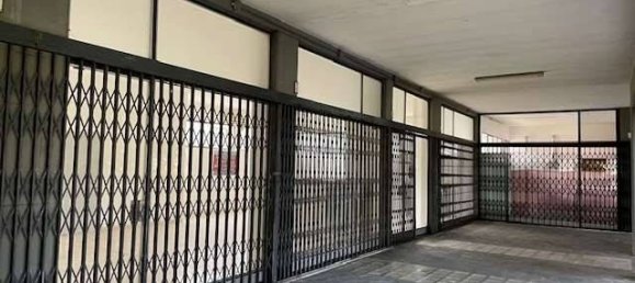 2 rooms Commercial property in Reggio Emilia, Italy No. 225317 9