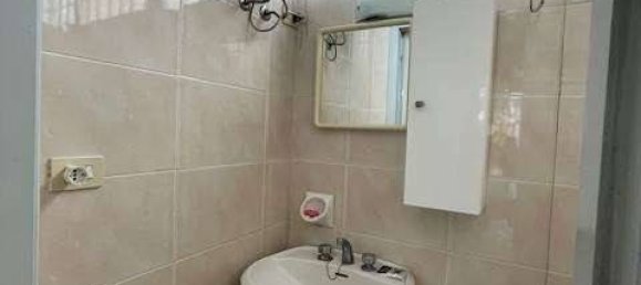 2 rooms Commercial property in Reggio Emilia, Italy No. 225317 3