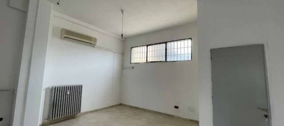 2 rooms Commercial property in Reggio Emilia, Italy No. 225317 17