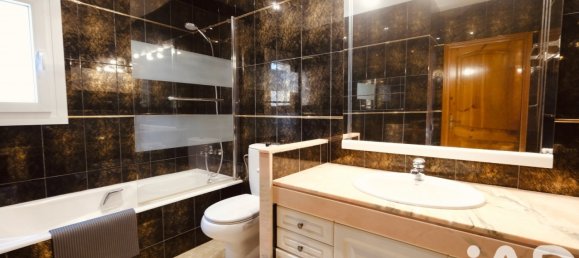 4 Schlafzimmer Haus in Roda de Berà, Spain, Nr. 292049 15