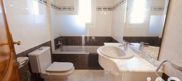 4 Schlafzimmer Haus in Roda de Berà, Spain, Nr. 292049 16