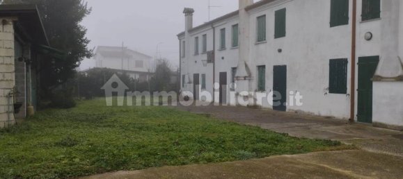 Villa de 5 dormitorios en Piacenza d'Adige, Italy No. 198932 16