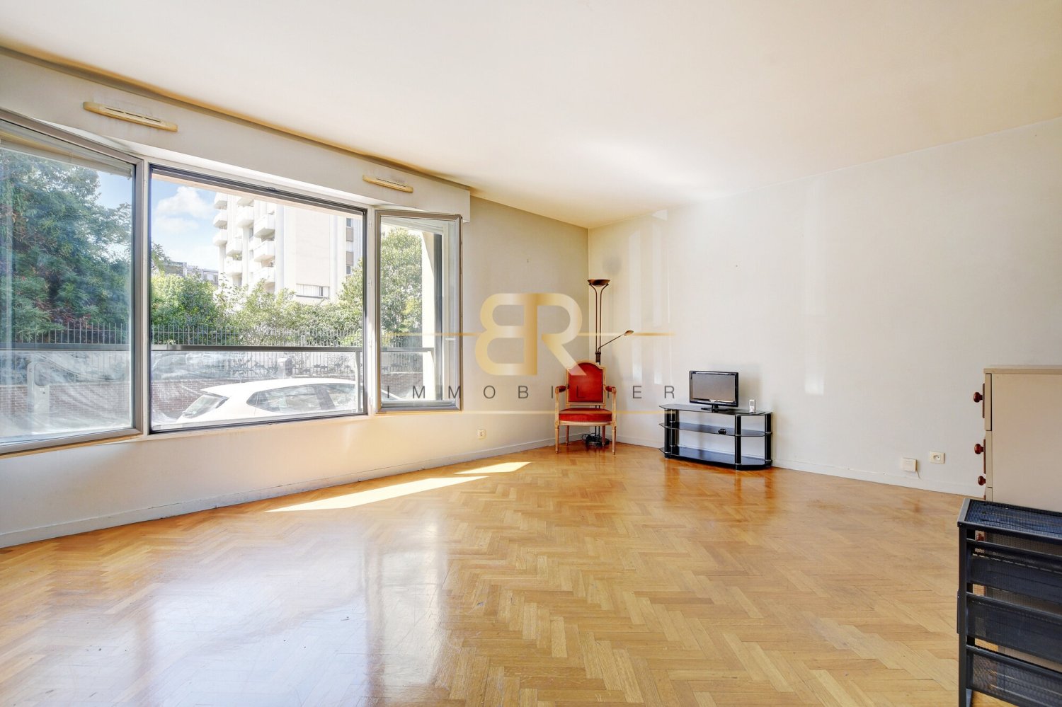 Studio in Paris, France No. 334702