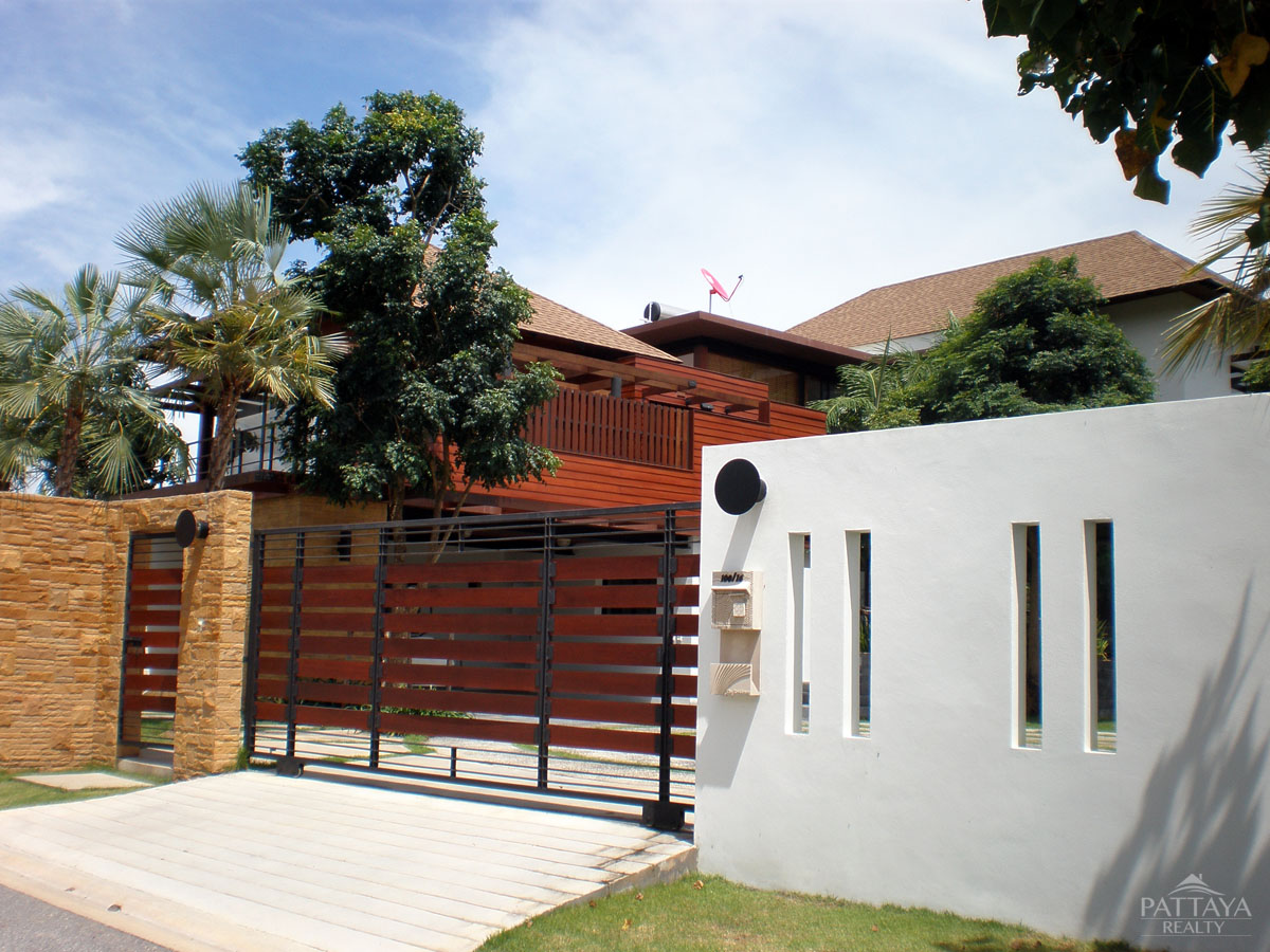 3 bedrooms Cafe / restaurant in Pattaya, Thailand No. 1453