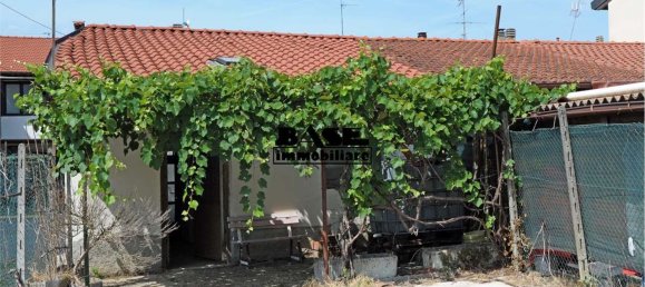 3 rooms House in Fino Mornasco, Italy No. 333670 26