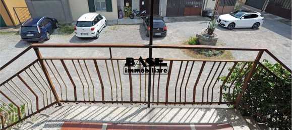 3 rooms House in Fino Mornasco, Italy No. 333670 11