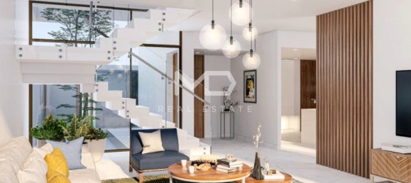 3 bedrooms Townhouse in Abu Dhabi, UAE No. 47575 2