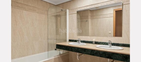 2 bedrooms Penthouse in Estepona, Spain No. 170164 22