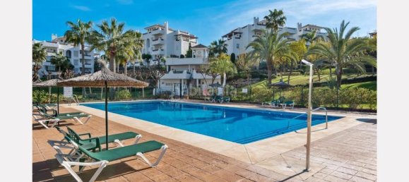 2 bedrooms Penthouse in Estepona, Spain No. 170164 4
