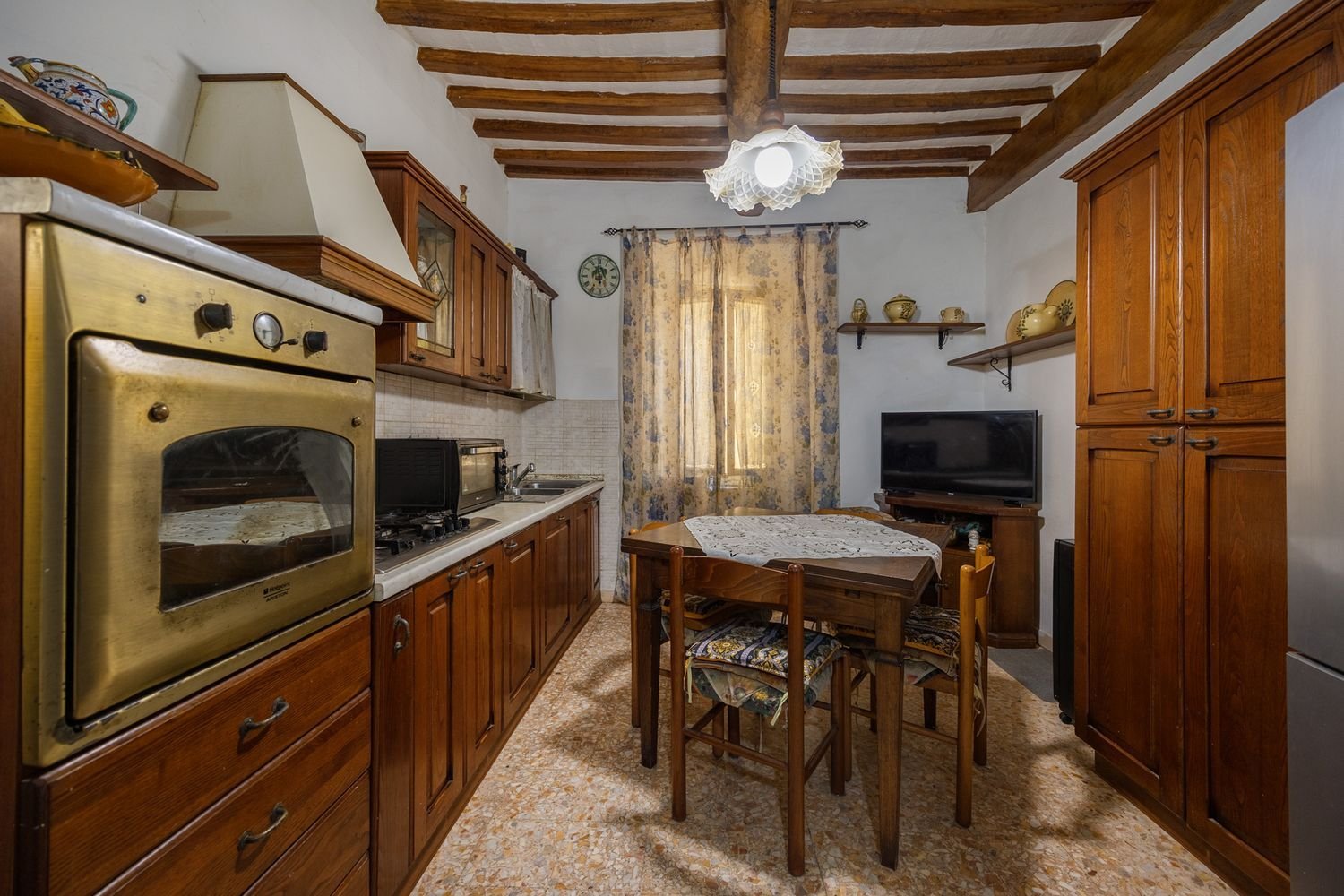 7غرفة شقة في Cortona, Italy رقم 276303