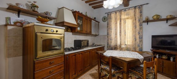 7غرفة شقة في Cortona, Italy رقم 276303 2