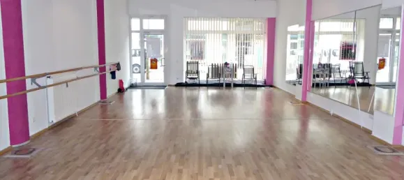 105m² Commercial property in Steinfurt, Germany No. 180172 2