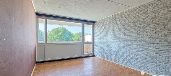 Apartamento de 4 habitaciónes en Uckange, France No. 212373 4