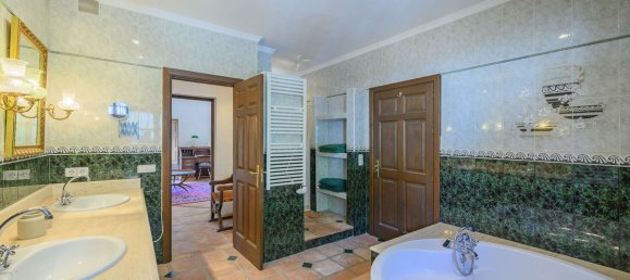 8 Schlafzimmer Schlösser in Ojen, Spain, Nr. 51795 11