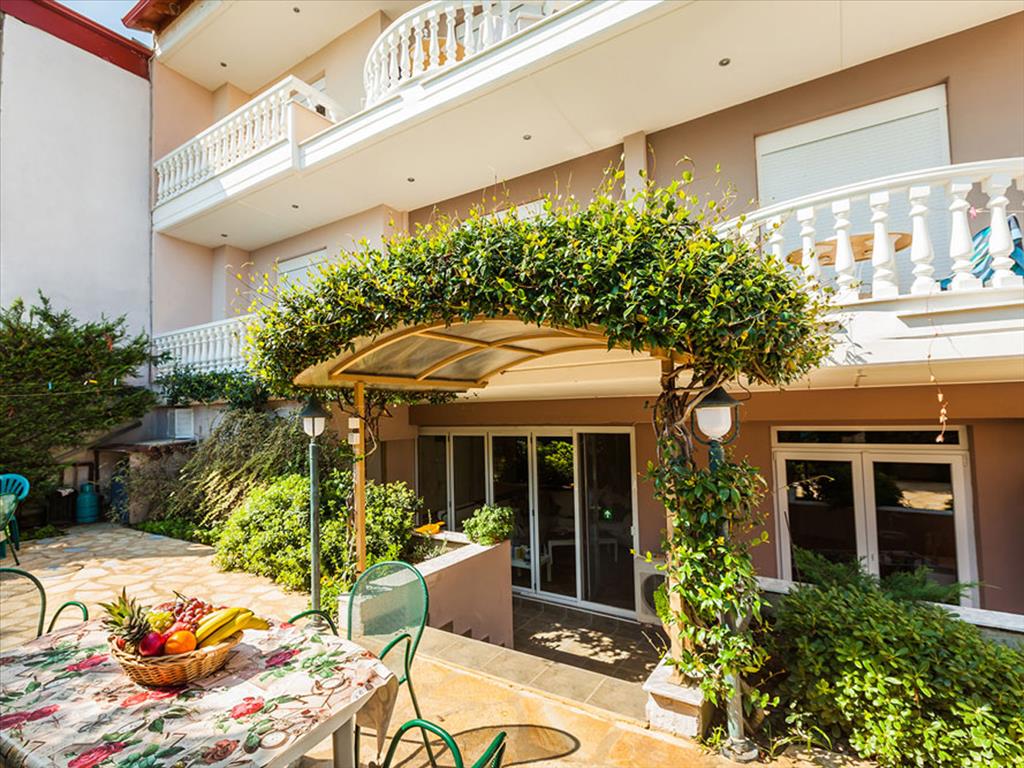 770m² Townhouse in Katerini, Greece No. 4373