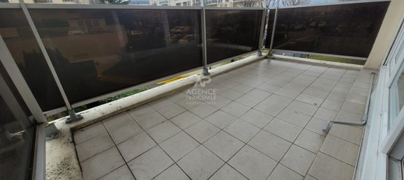 2 غرف نوم شقة في Poissy, France رقم 179200 6