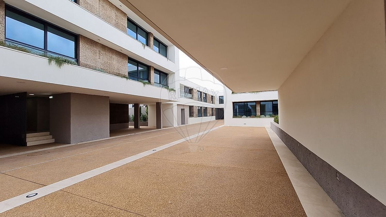 3 bedrooms Apartment in Faro, Portugal No. 233407