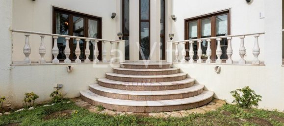 5 bedrooms Villa in Cascais, Portugal No. 116884 32