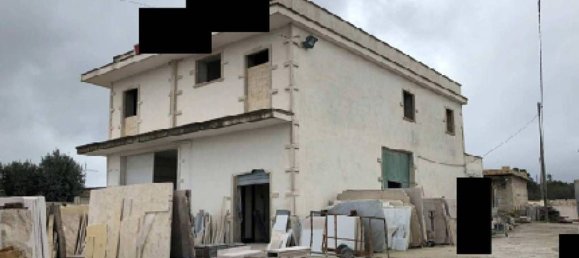 165m² Commercial property in Ceglie Messapica, Italy No. 309974 2
