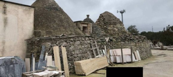 165m² Commercial property in Ceglie Messapica, Italy No. 309974 11