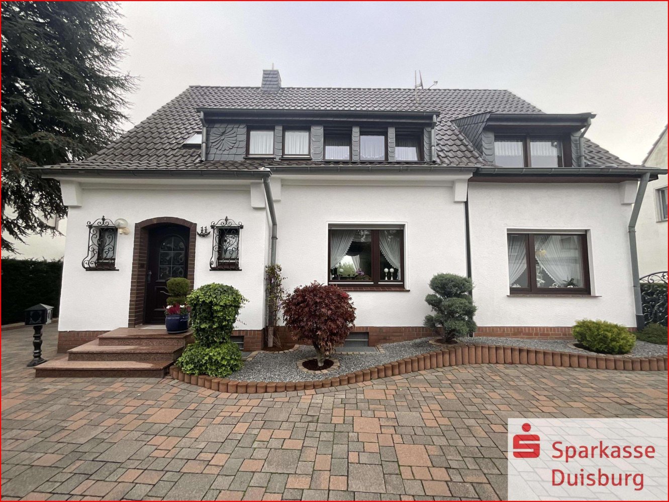 Moradia em banda de 9 divisões em Duisburg, Germany N.º 81830