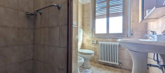 6 bedrooms House in Gattatico, Italy No. 184105 20