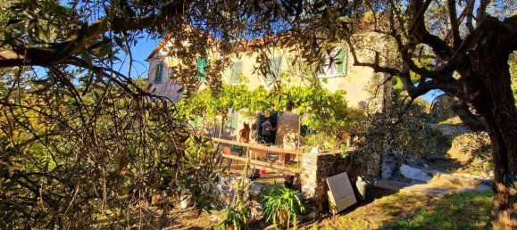 7غرفة منزل في Castiglione Chiavarese, Italy رقم 134477 4