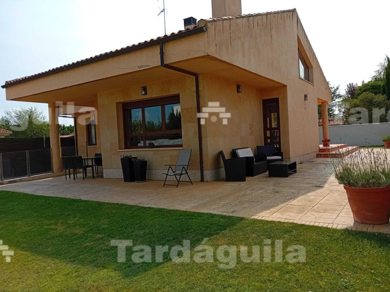 4 chambres Maison à Villamayor, Spain No. 62612