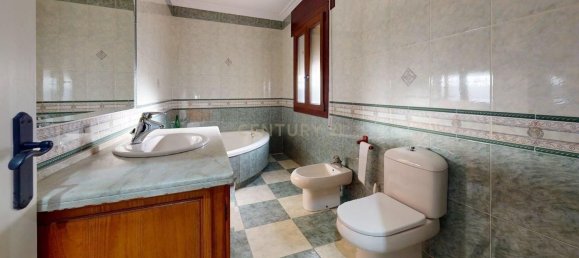 3 bedrooms House in Cadiz, Spain No. 147965 16