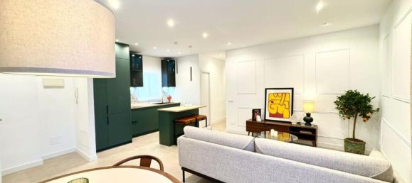 3 bedrooms Apartment in Malaga, Spain No. 186598 2