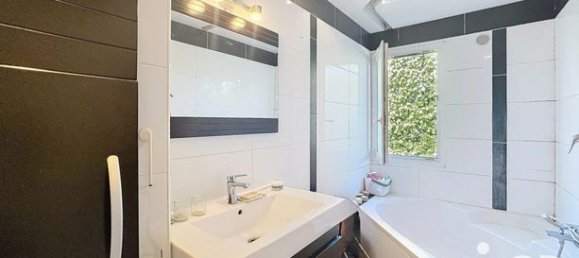 3 bedrooms Apartment in Sotteville-les-Rouen, France No. 314812 7