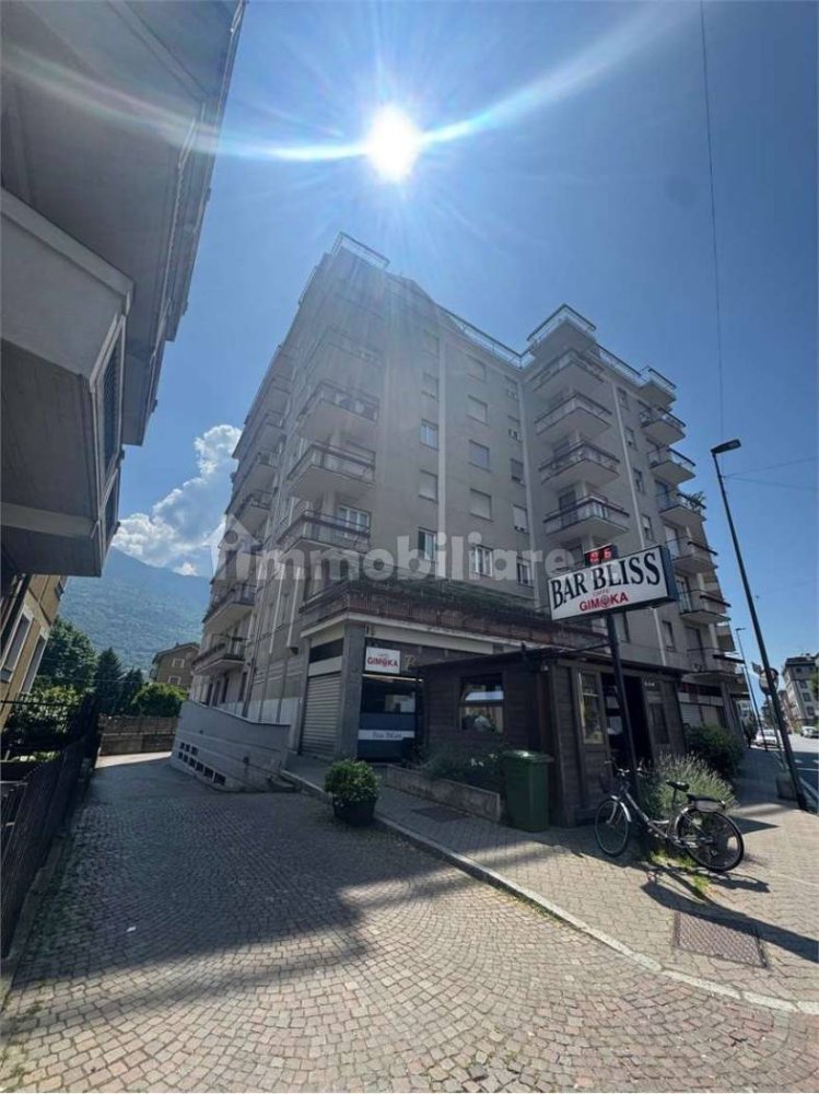 2 bedrooms Apartment in Sondrio, Italy No. 290427