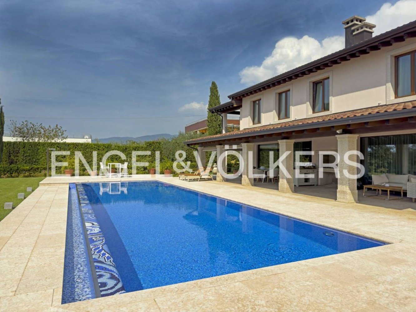 4 bedrooms Villa in Bardolino, Italy No. 132156