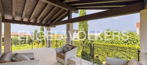 4 bedrooms Villa in Bardolino, Italy No. 132156 10