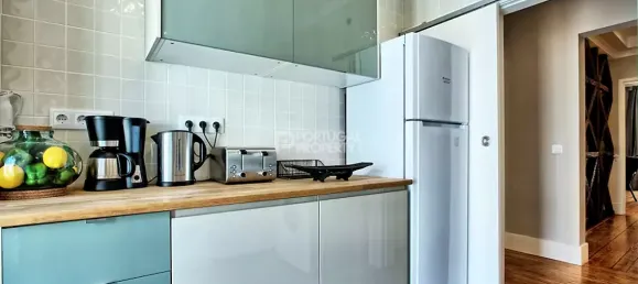 5 غرف نوم منزل ذو طابقين في Lisbon, Portugal رقم 12677 6