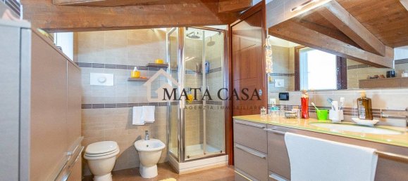 3 chambres Maison à Trezzano Rosa, Italy No. 167931 9