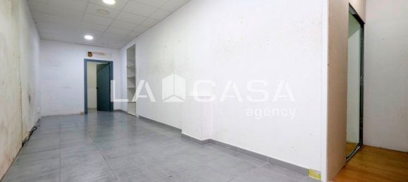 75m² Commercial property in Barcelona, Spain No. 175527 23