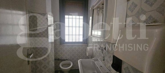 2-Zimmer Gewerbliche Immobilie in Messina, Italy, Nr. 265876 6