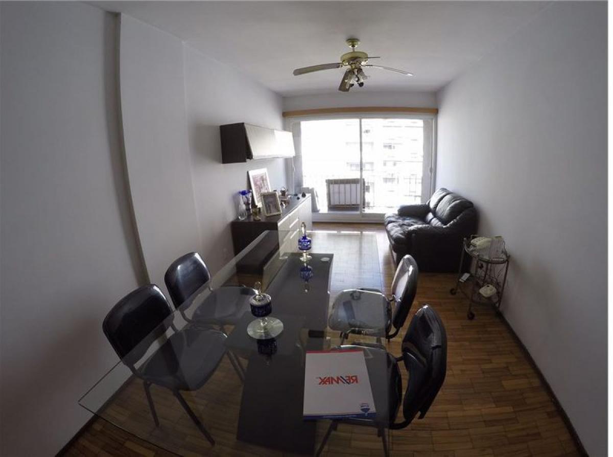 Студия в Монтевидео, Уругвай № 604