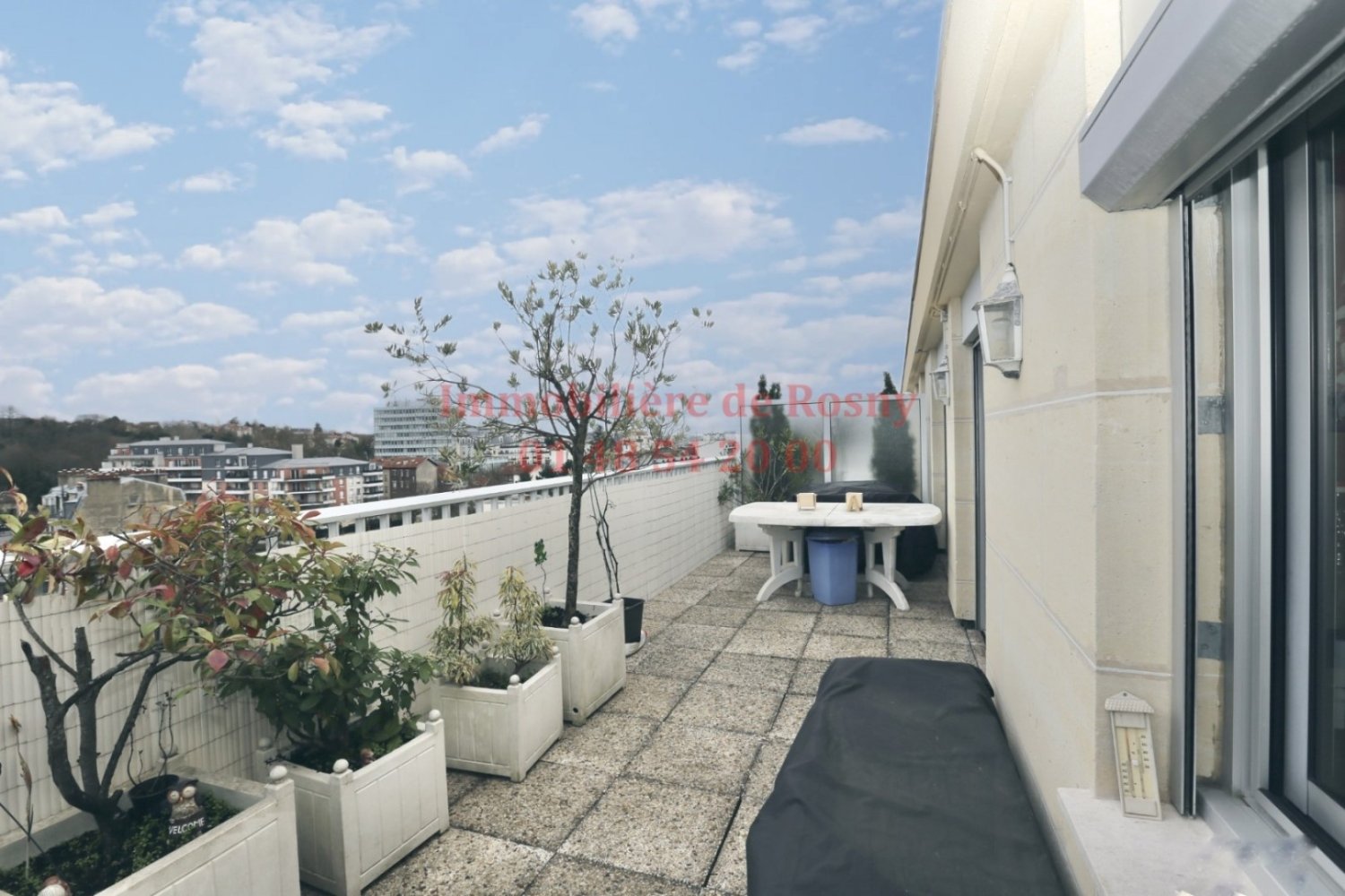 3 bedrooms Apartment in Rosny-sous-Bois, France No. 121311