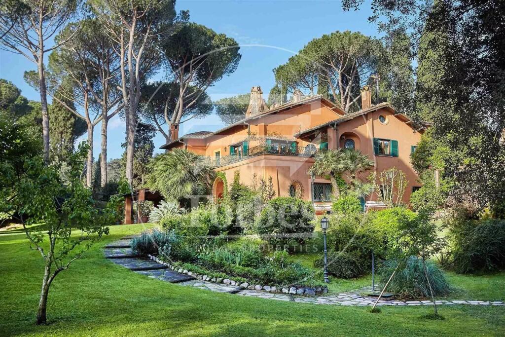 Вилла с 9 спальнями в Рим, Италия № 153676