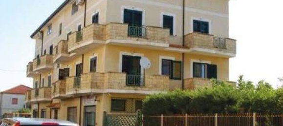 26m² Commercial property in Cassano all'Ionio, Italy No. 282956 2