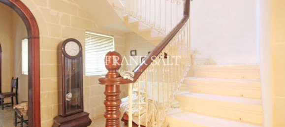 Таунхаус с 2 спальнями в Зуррик, Мальта № 1583 2