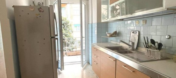 4 rooms Apartment in Rome, Italy No. 34105 3
