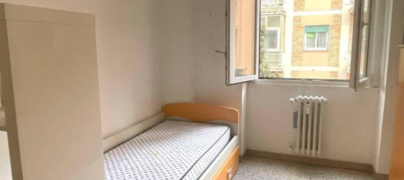4 rooms Apartment in Rome, Italy No. 34105 14